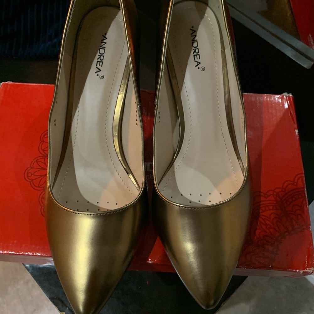Med heels - Picture 2 of 3